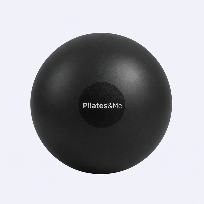 Black Pilates ball 25cm