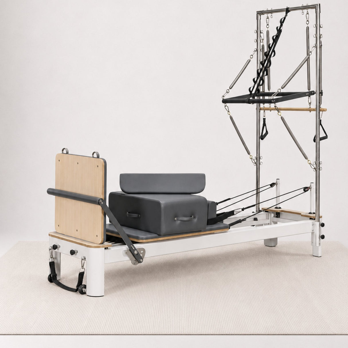 Reformer Pilates AERO™ avec Tour